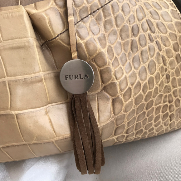 Furla leather tote w/ original storage bag - Picture 8 of 8